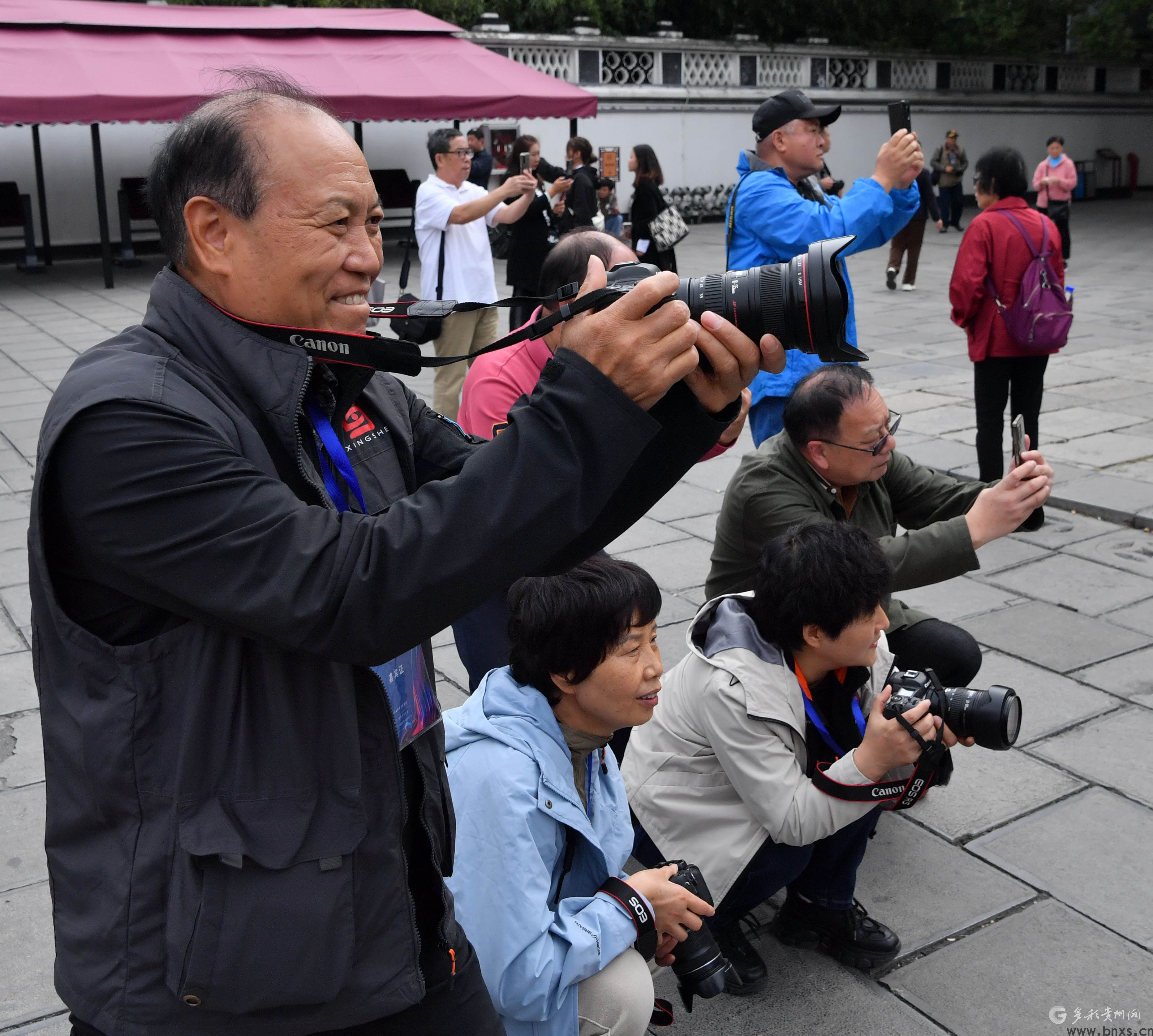 中国国际海洋摄影协会的会员在遵义会址拍摄。DSC_1556.JPG